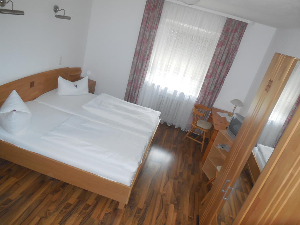Hotel Garni Am Hechenberg Mainz Cameră foto